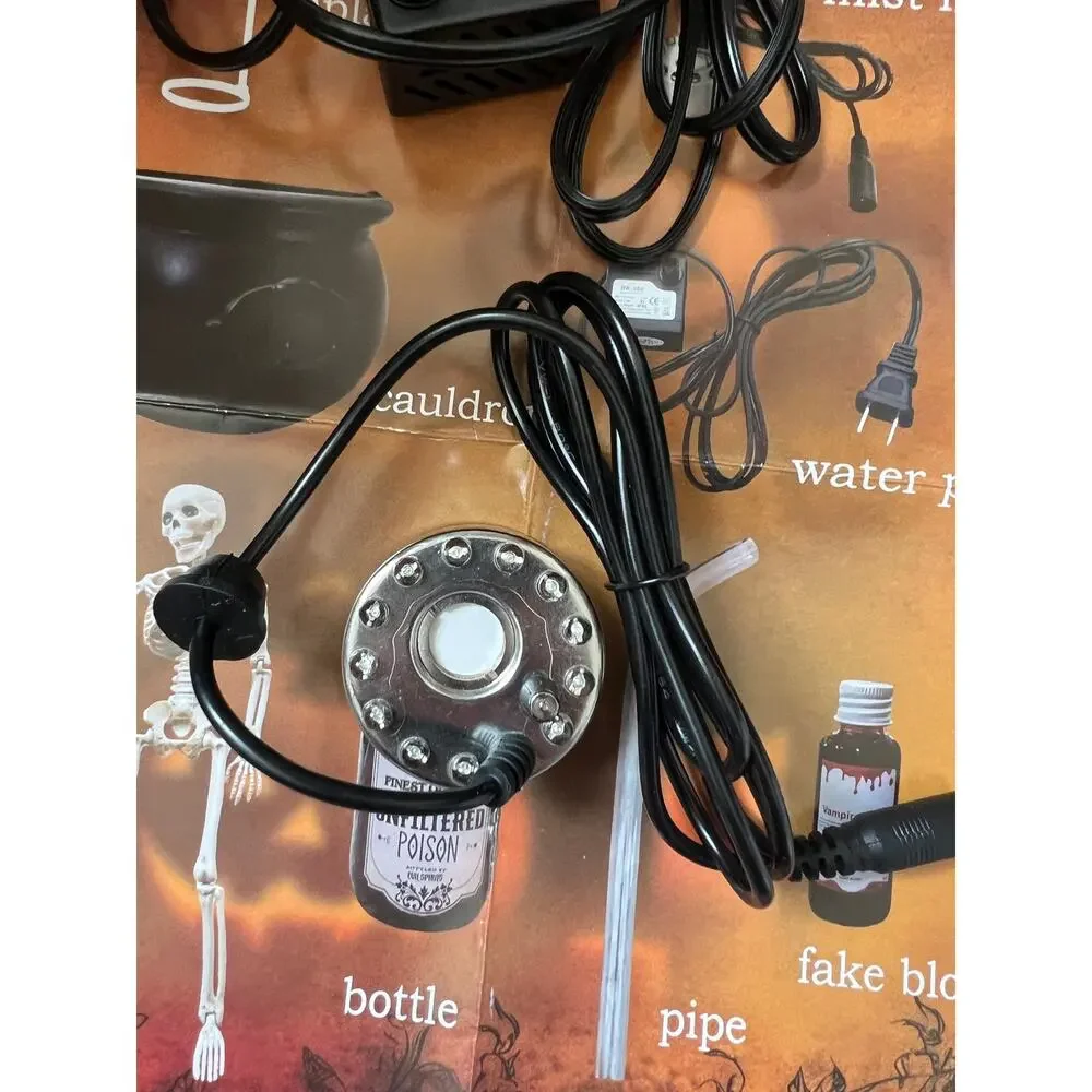 Halloween Floating Potion Bottle Witch Cauldron LED Fogger Smoking Prop Set, New